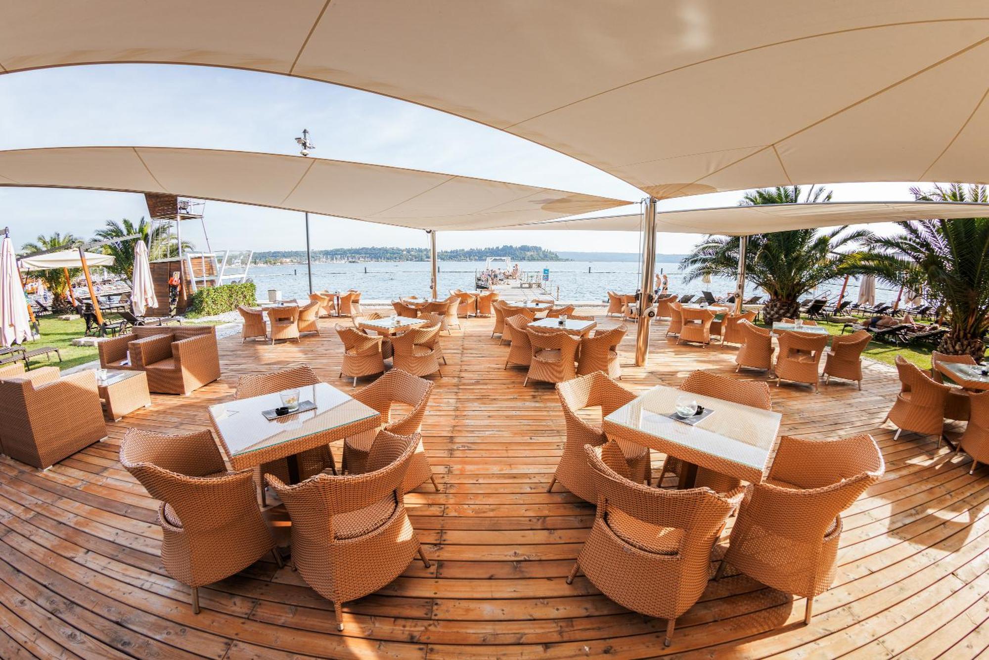 Hotel Mirna - Terme & Wellness Lifeclass Portoroz Exterior photo